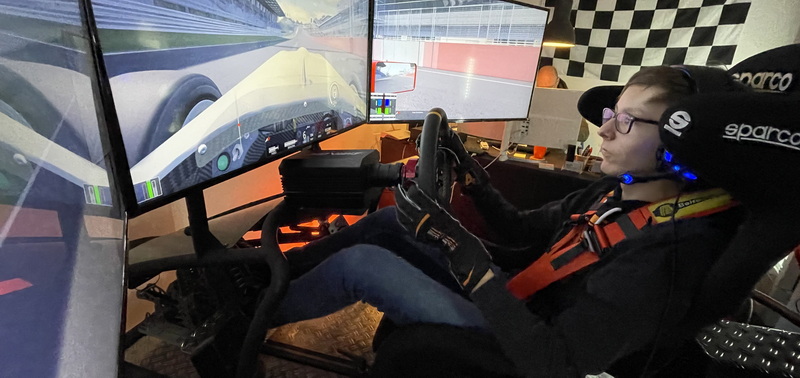 Simracing MG
